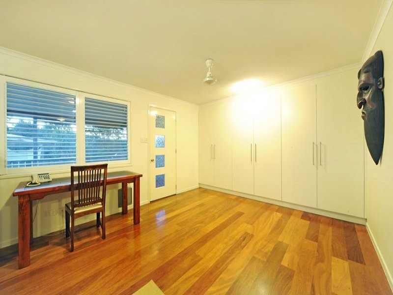 42 Manooka Drive, Cannonvale QLD 4802