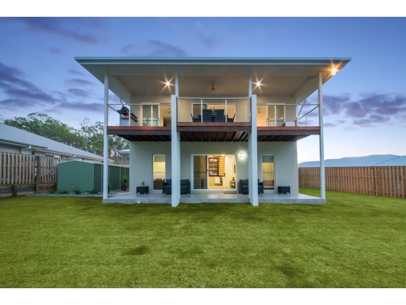 12 Masthead Road, Cannonvale QLD 4802