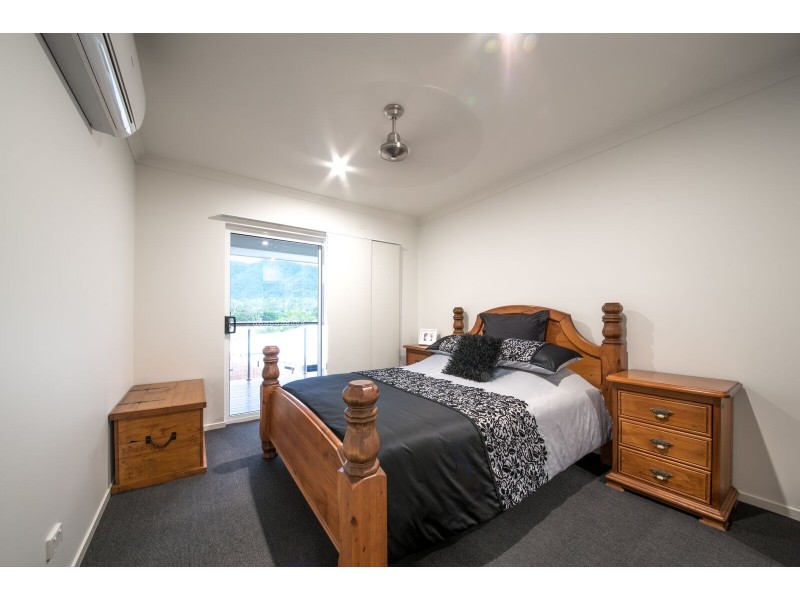 12 Masthead Road, Cannonvale QLD 4802