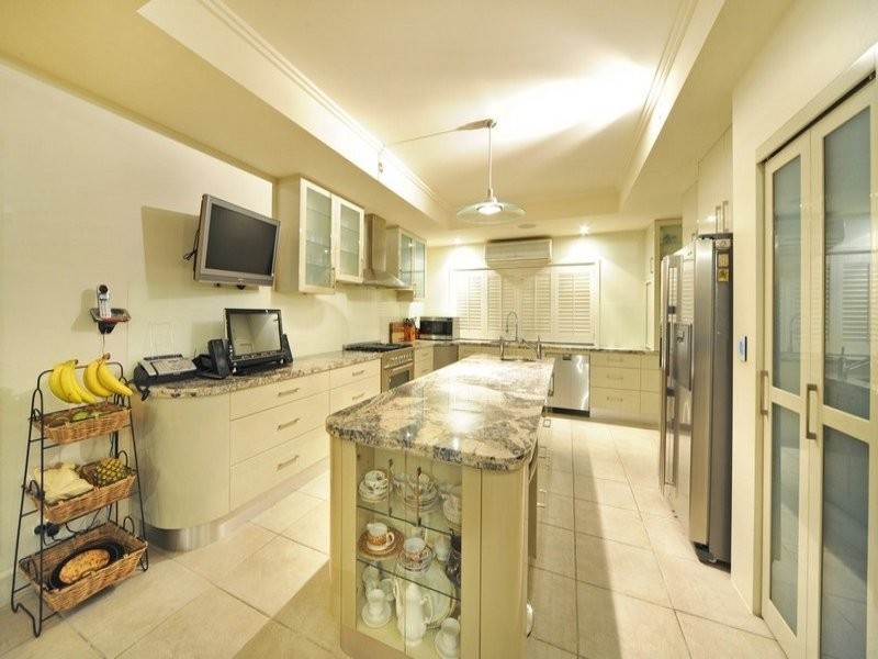 18 Broadwater Avenue, Airlie Beach QLD 4802