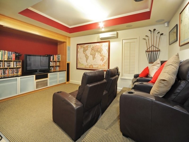 18 Broadwater Avenue, Airlie Beach QLD 4802