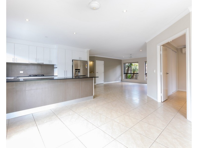 9 Twin Creek Court, Cannonvale QLD 4802