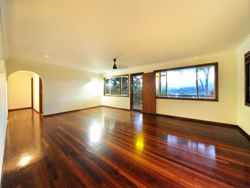 19 Warruga Street, Cannonvale QLD 4802