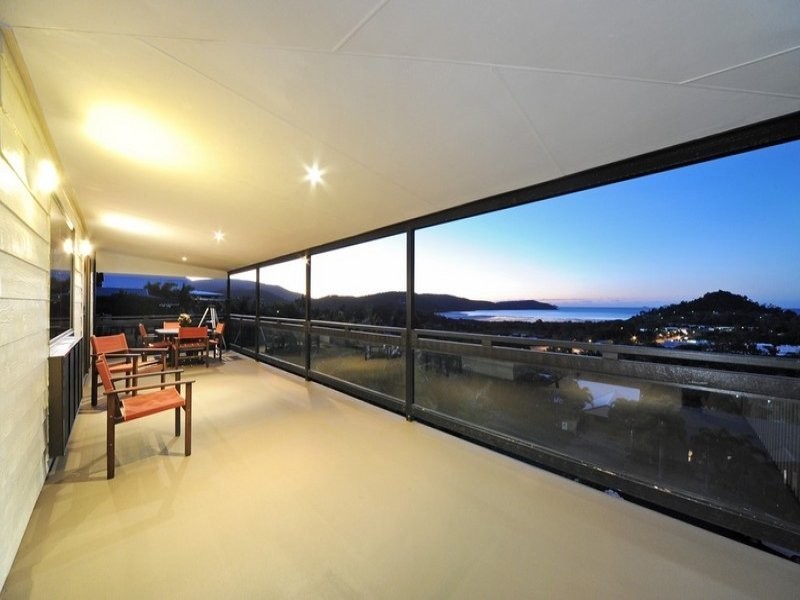 19 Country Road, Cannonvale QLD 4802