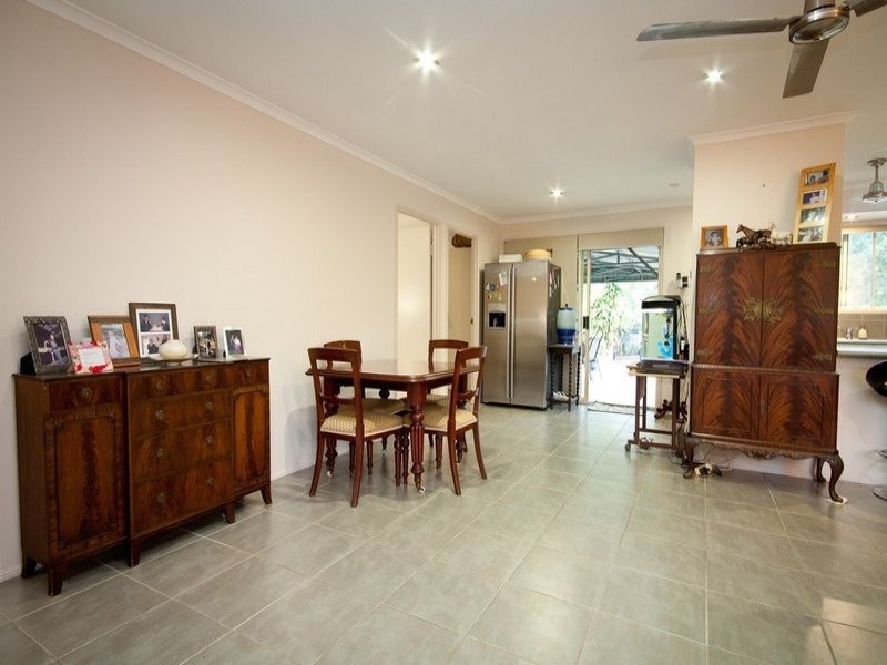 5 Solway Avenue, Cannonvale QLD 4802
