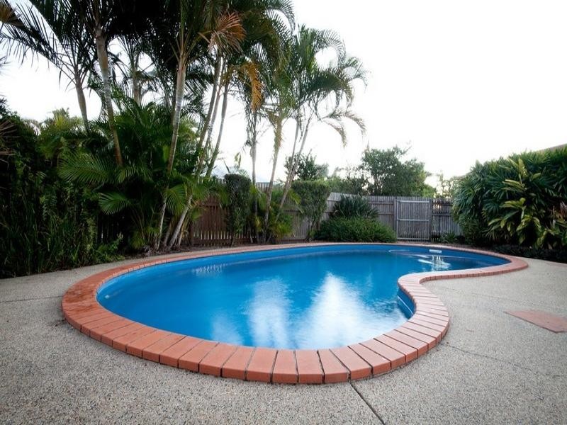 16 Trojan Court, Proserpine QLD 4800