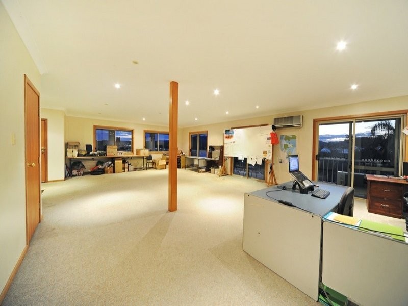 5 Commerce Close, Cannonvale QLD 4802