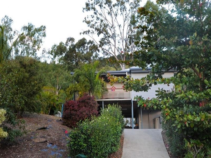 3 Border Drive, Cannonvale QLD 4802