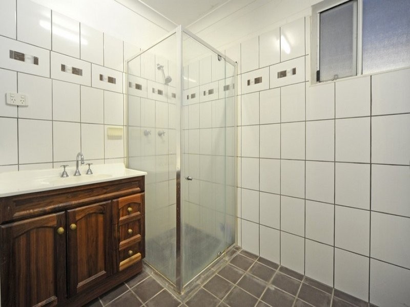 5 William Close, Cannonvale QLD 4802