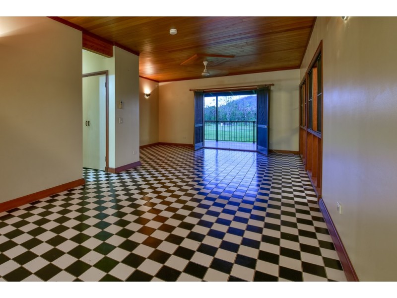 1101 Conway Road, Conway QLD 4800