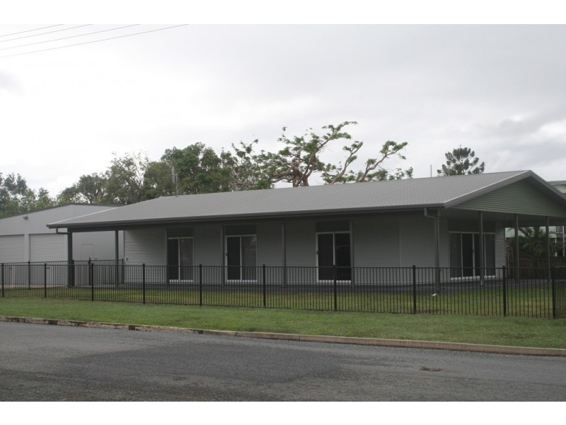 14 Phaff Street, Proserpine QLD 4800