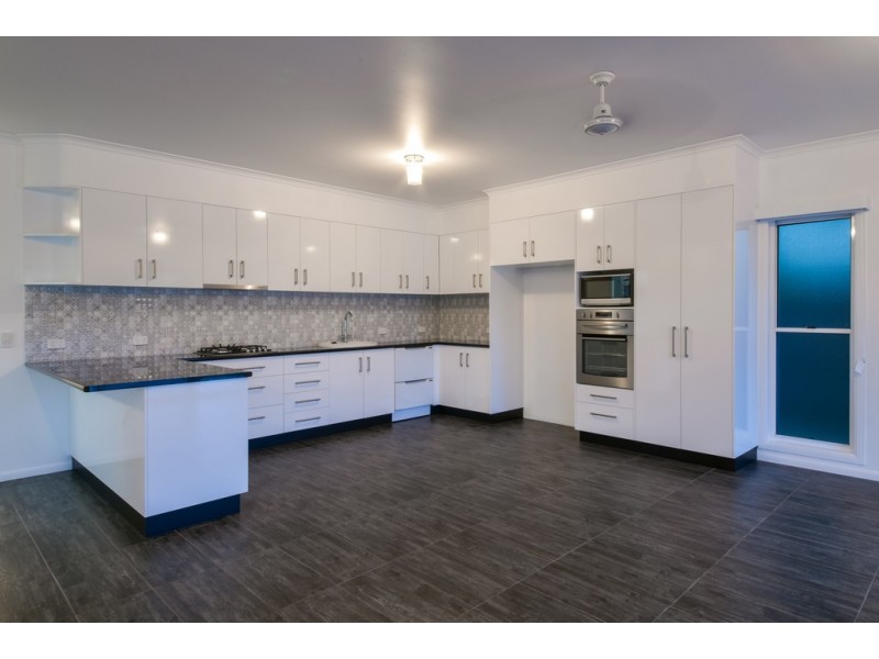 14 Phaff Street, Proserpine QLD 4800