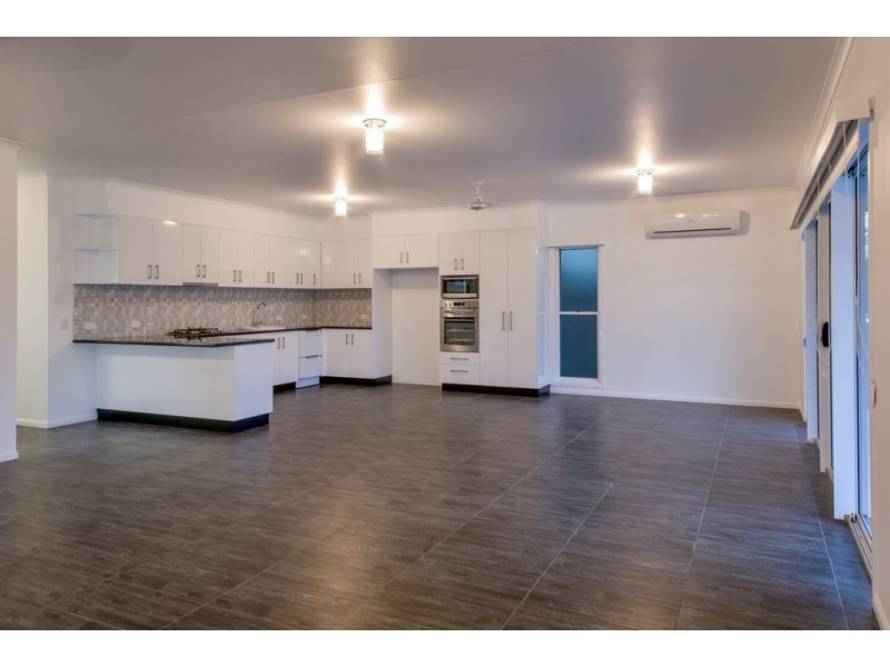14 Phaff Street, Proserpine QLD 4800