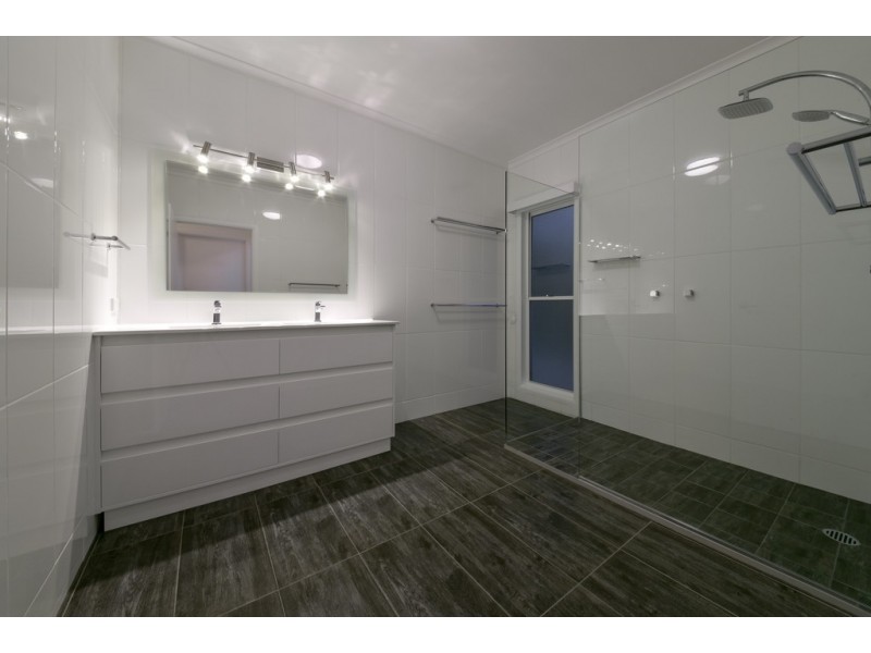 14 Phaff Street, Proserpine QLD 4800