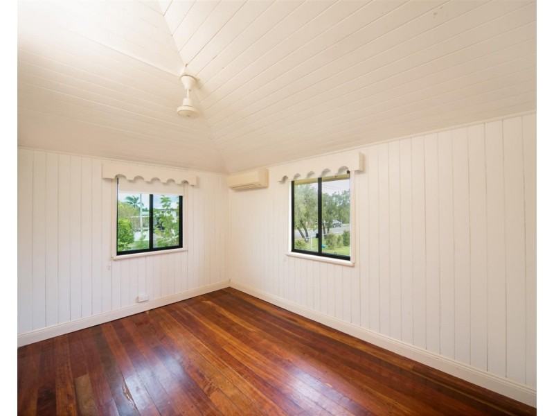 8 Telia Street, Proserpine QLD 4800