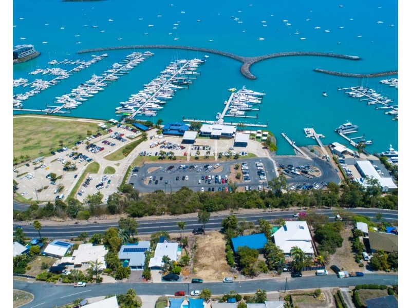 25 Airlie Crescent, Airlie Beach QLD 4802