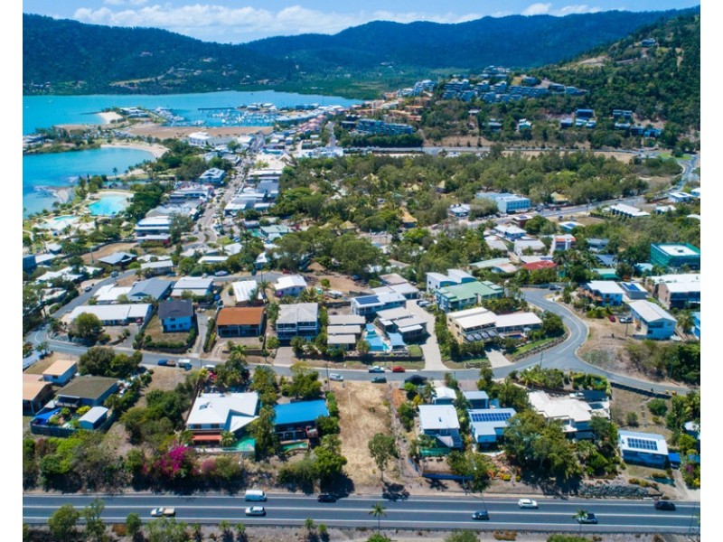25 Airlie Crescent, Airlie Beach QLD 4802