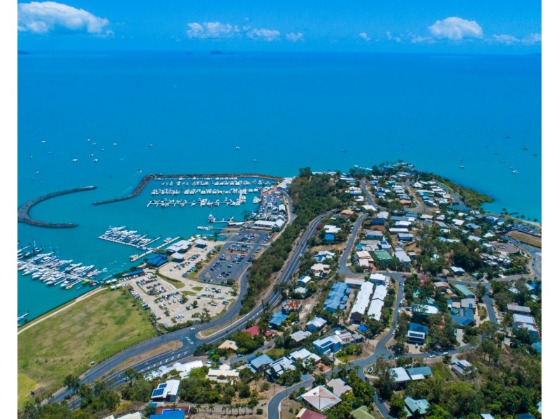 25 Airlie Crescent, Airlie Beach QLD 4802