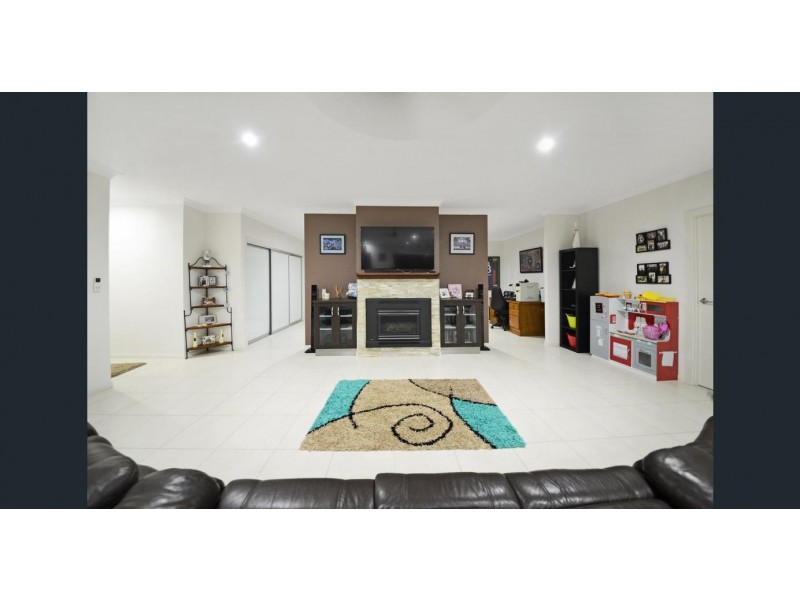 1 Remington Close, Cannonvale QLD 4802