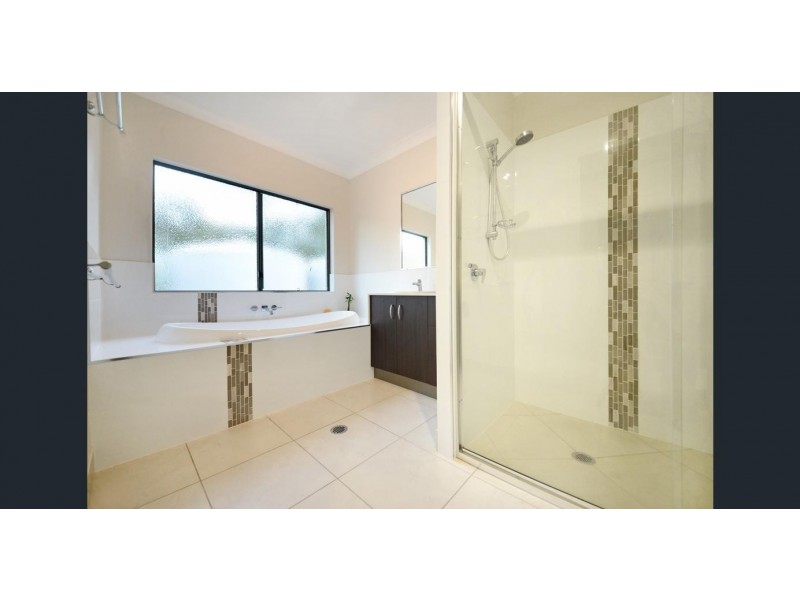 1 Remington Close, Cannonvale QLD 4802
