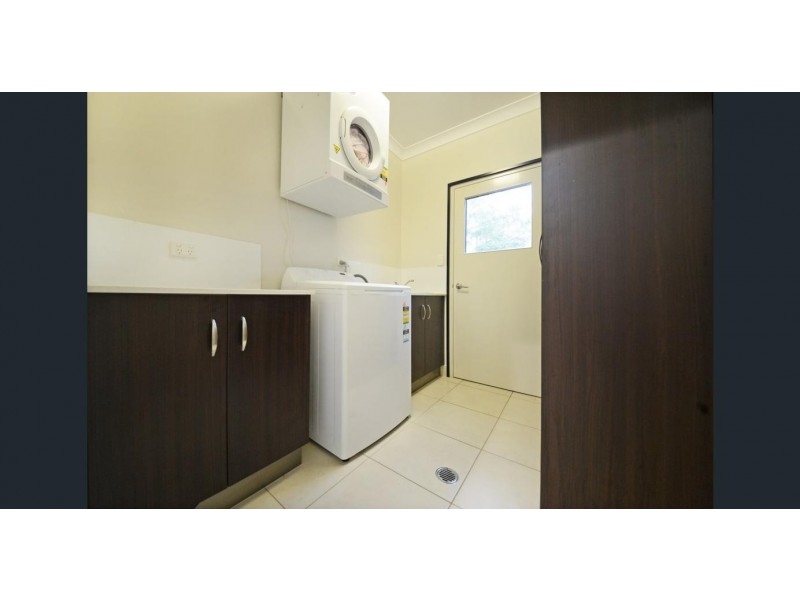 1 Remington Close, Cannonvale QLD 4802