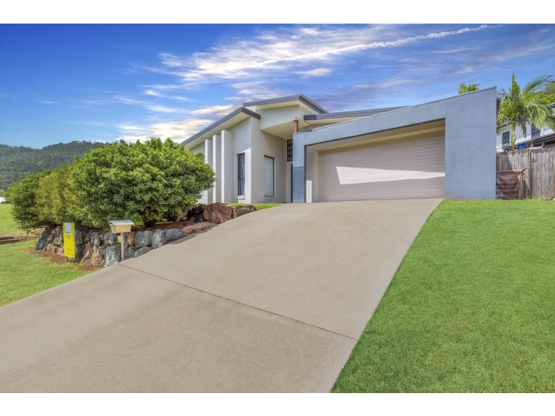 8 Armada Crescent, Jubilee Pocket QLD 4802