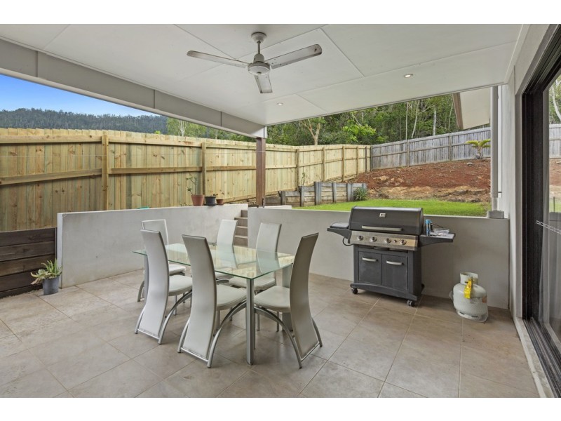 8 Armada Crescent, Jubilee Pocket QLD 4802