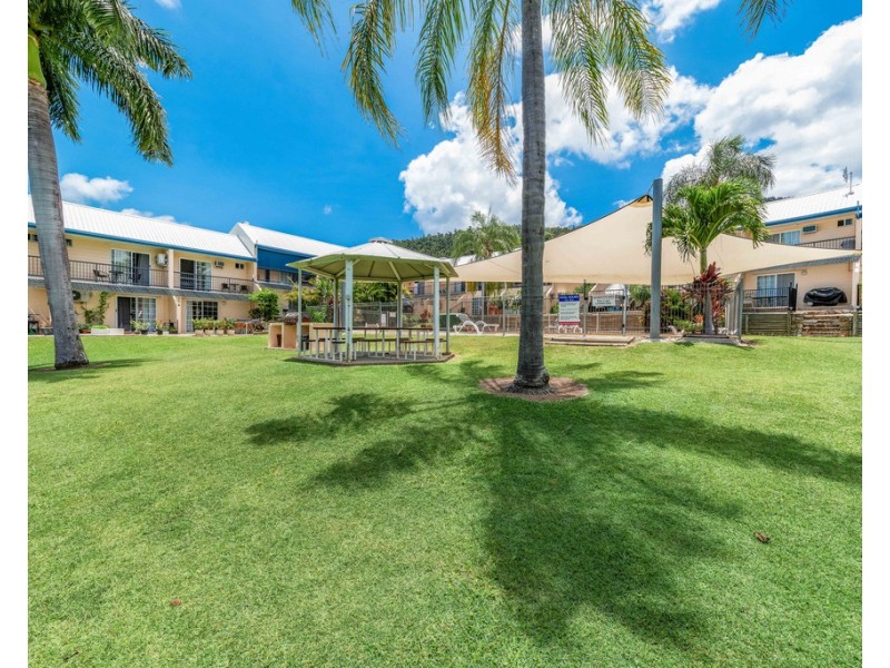 31/11 Island Drive, Cannonvale QLD 4802