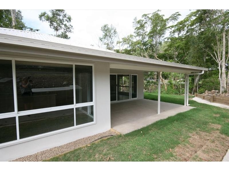 1 Yachtsmans Parade, Cannonvale QLD 4802