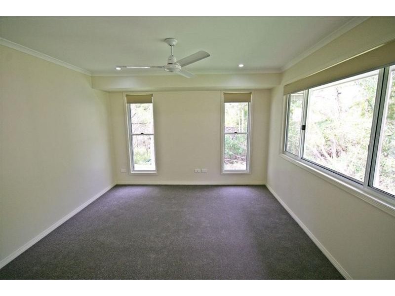 1 Yachtsmans Parade, Cannonvale QLD 4802