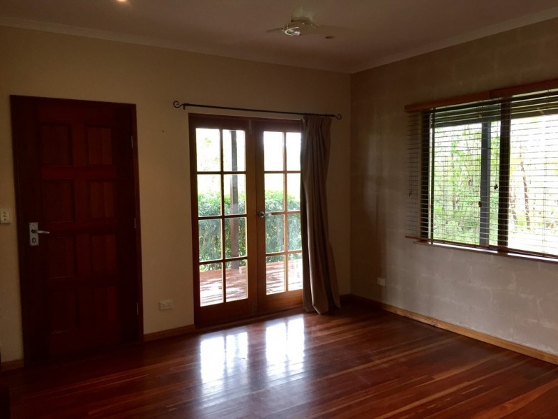 109 Richardson Road, Cannonvale QLD 4802