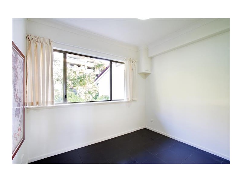 19/2 Eshelby Drive, Cannonvale QLD 4802