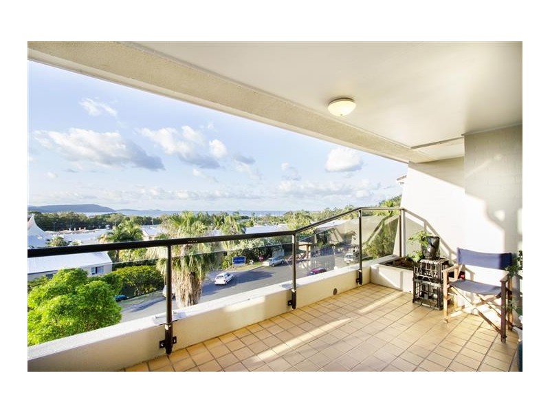 19/2 Eshelby Drive, Cannonvale QLD 4802