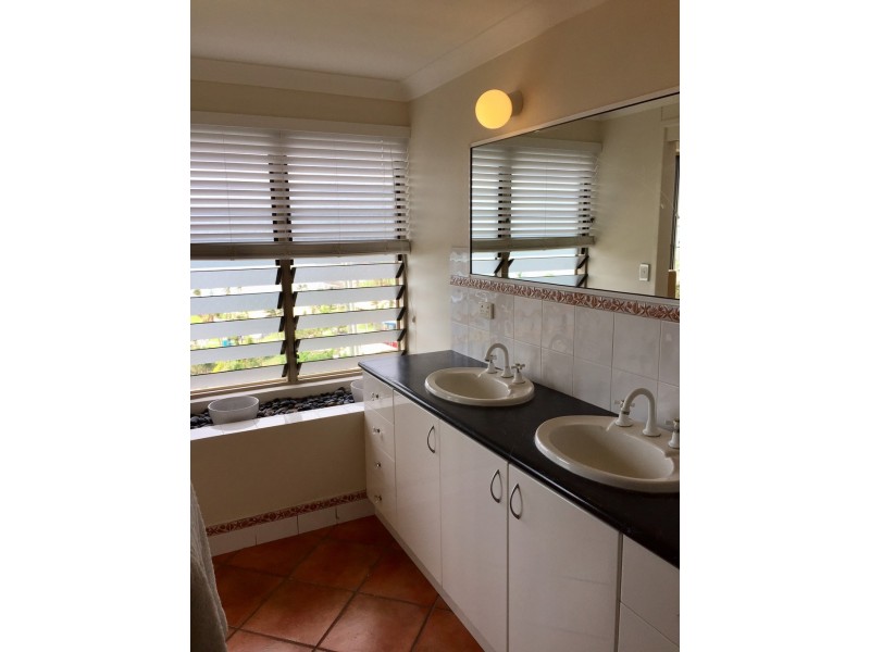2/38 Airlie Crescent, Airlie Beach QLD 4802