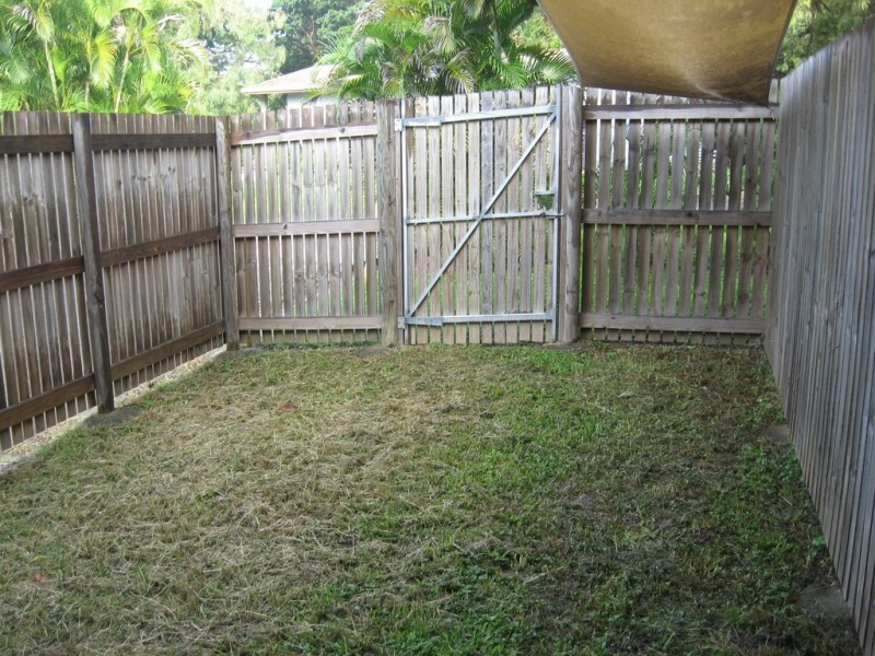 10/9 Salmon Street, Cannonvale QLD 4802