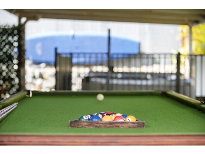 36 Valley Drive, Cannonvale QLD 4802