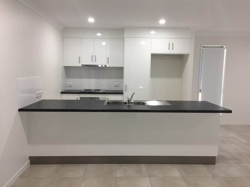 16 Trader Crescent, Cannonvale QLD 4802