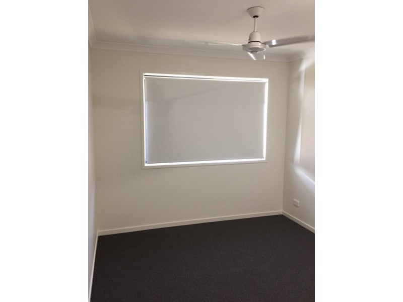 16 Trader Crescent, Cannonvale QLD 4802