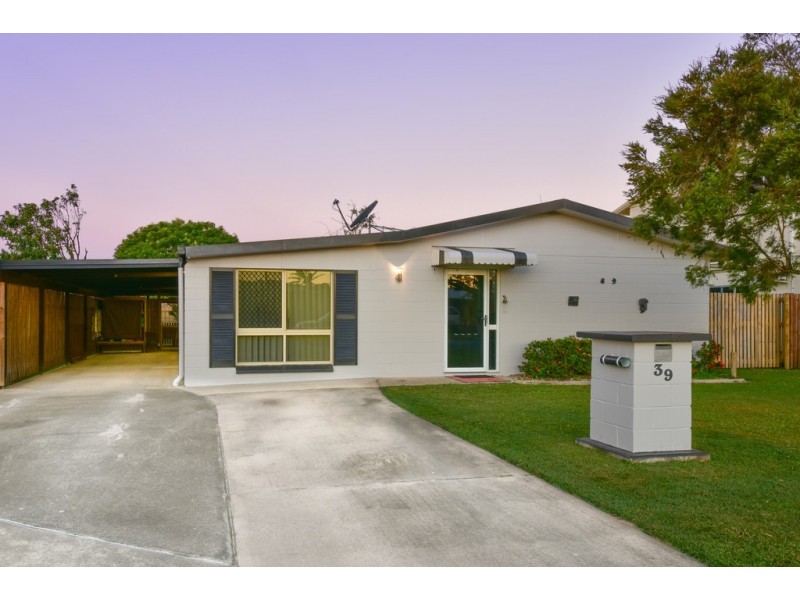 39 Spalla Drive, Proserpine QLD 4800