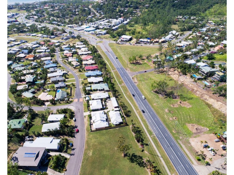 2 Macarthur Drive, Cannonvale QLD 4802