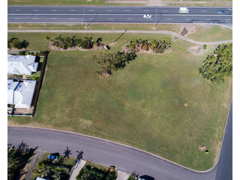 2 Macarthur Drive, Cannonvale QLD 4802