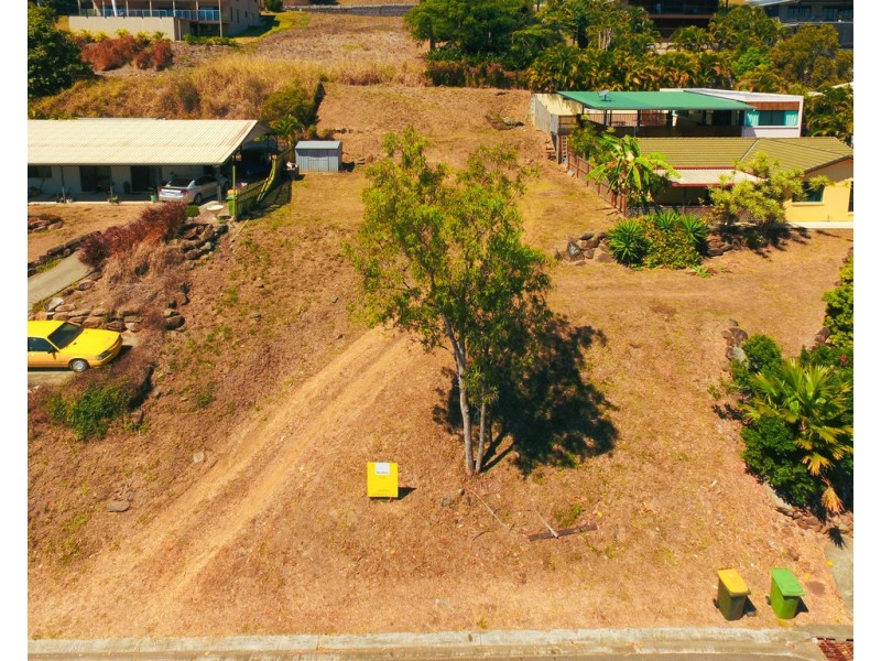 23 South Molle Boulevard, Cannonvale QLD 4802