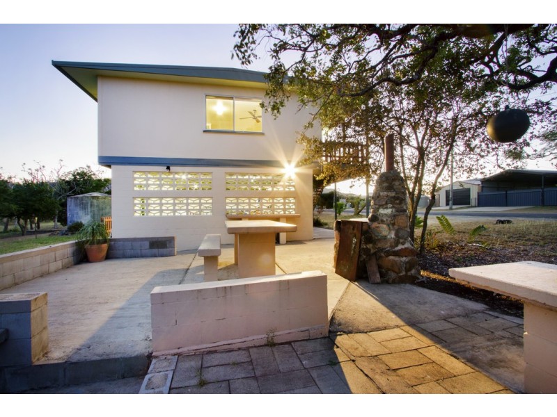 38 Pioneer Drive, Dingo Beach QLD 4800