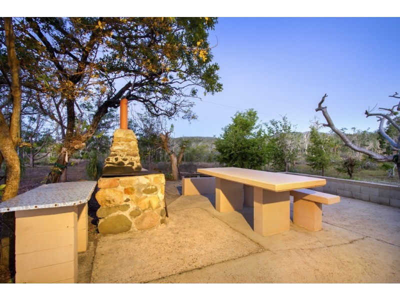 38 Pioneer Drive, Dingo Beach QLD 4800