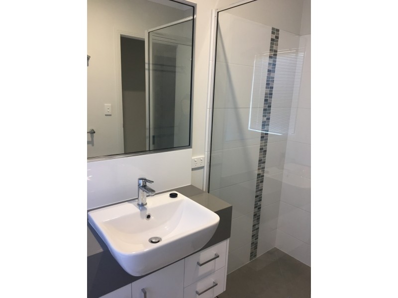 28 Twin Creek Court, Cannonvale QLD 4802