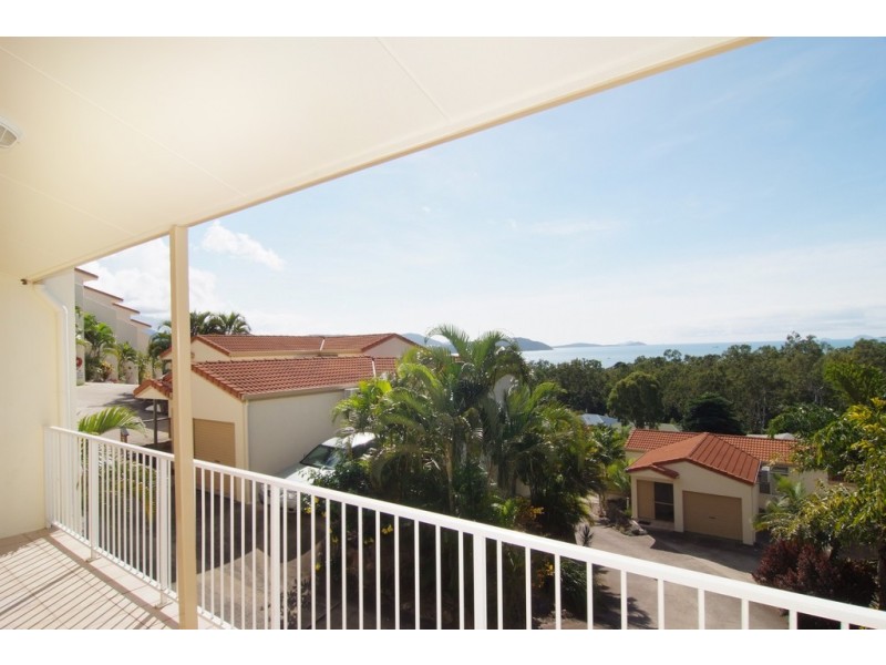 13/12 Eshelby Drive, Cannonvale QLD 4802