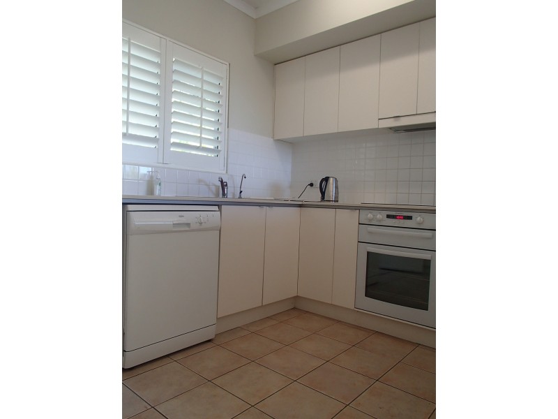 13/12 Eshelby Drive, Cannonvale QLD 4802