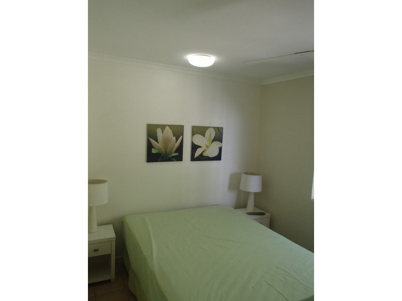 13/12 Eshelby Drive, Cannonvale QLD 4802