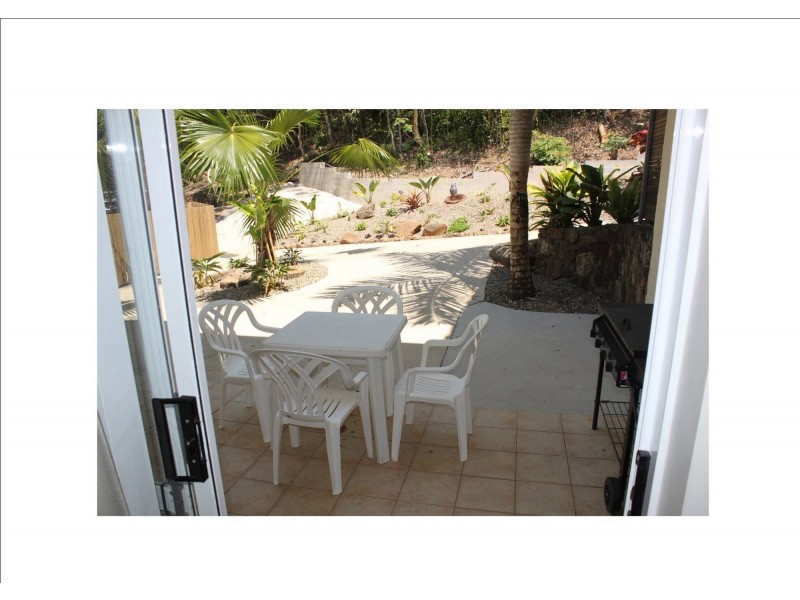 13/12 Eshelby Drive, Cannonvale QLD 4802