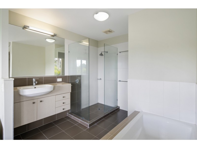 28/15 Flame Tree Court, Airlie Beach QLD 4802